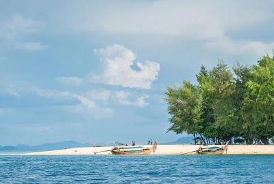 Excursión Premium Phi Phi Bamboo Island By Speed Boat Excursión Premium Phi Phi Bamboo Island By Speed Boat