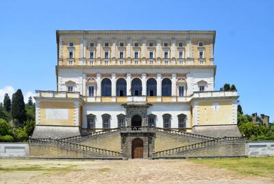 Palazzo Farnese en Caprarola, la fortaleza pentagonal - Tour priv