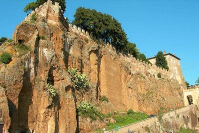 Traslado privado: aeropuerto de Fiumicino (FCO) a Ceri o vicevers