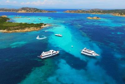 Excursión al archipiélago de La Maddalena en barco