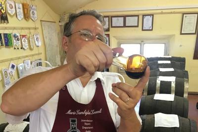 Degustación de vinagre balsámico tradicional de Módena con almuer