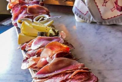 Experiencia de cata de vinos con almuerzo en Montepulciano Experiencia de cata de vinos con almuerzo en Montepulciano