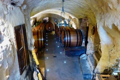 Experiencia de vino y comida con sumiller Experiencia de vino y comida con sumiller