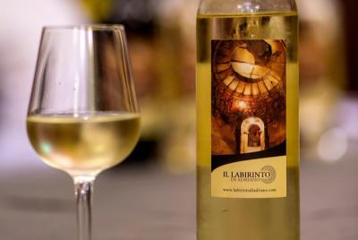 Aperitivo en las famosas cuevas subterráneas de Orvieto