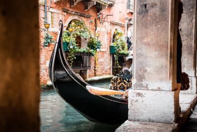 Visita guiada histórica a pie en Venecia desde Abano Terme Visita guiada histórica a pie en Venecia desde Abano Terme