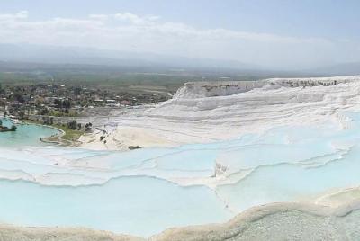 Excursiones de todo el día en terrazas de Pamukkale y Ruinas de H