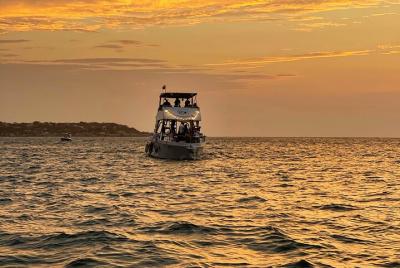 Paseo en Sibarita Express al atardecer con Barra libre durante 90