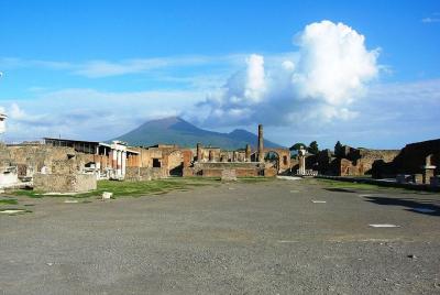 Pompeya: viviendo con el volcán