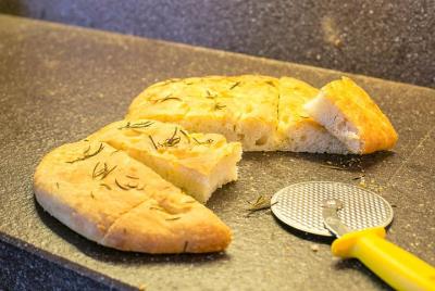 Grupo de comida callejera en Forlì