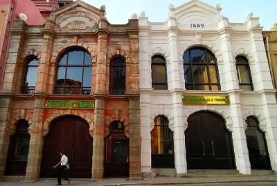 Tour privado de medio día de arquitectura de Colombo