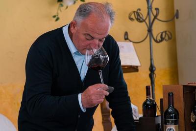 Clase de etiqueta del vino: cómo degustar el vino.