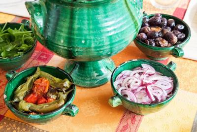 Grupo de comida callejera en Sorrento.