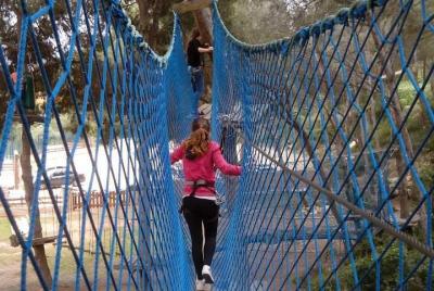 Entrada a los recorridos de altura jungle-trek