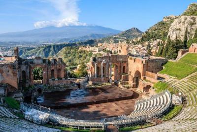 Visita a pie por Taormina con visita al Teatro Griego