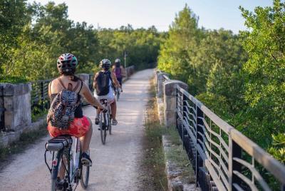 Tour en bicicleta por el acueducto de Apulia en Cisternino con tr