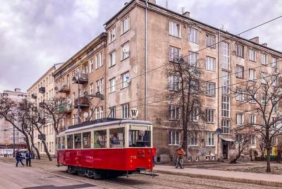 Varsovia Praga District & Murals PhotoWalk