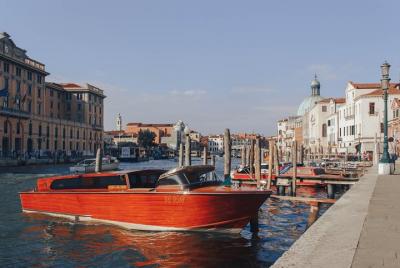 Aeropuerto de Treviso (TSF) - hoteles de Venecia / Van privado + 