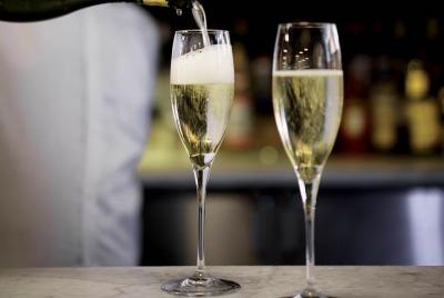 Prosecco Tour más doble cata de vinos y receta típica Prosecco Tour más doble cata de vinos y receta típica