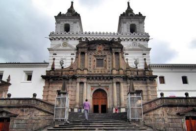 Traslado privado desde el Aeropuerto Internacional Mariscal Sucre