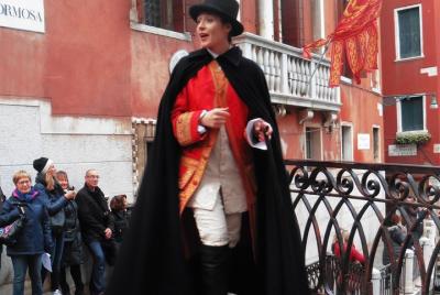 Carnaval de Venecia: espectáculo teatral caminando - Venice Secre