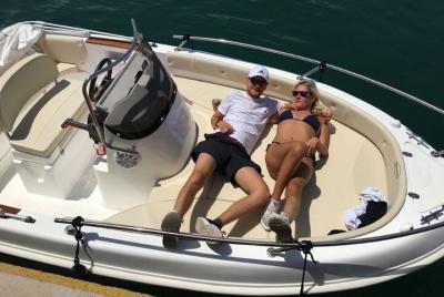 Alquiler barcos con licencia. Alquiler barcos con licencia.