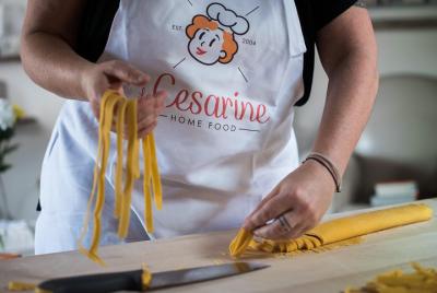 Comparta su amor de pasta: clase de pasta y tiramisú en pequeños  Comparta su amor de pasta: clase de pasta y tiramisú en pequeños