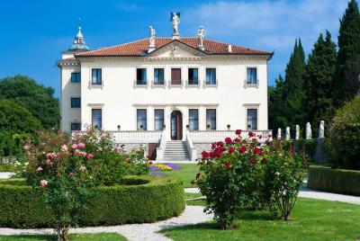 Entrada a Villa Valmarana ai Nani en Vicenza Entrada a Villa Valmarana ai Nani en Vicenza