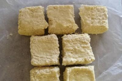 Producción de jabón artesanal con aceite de oliva en Vieste