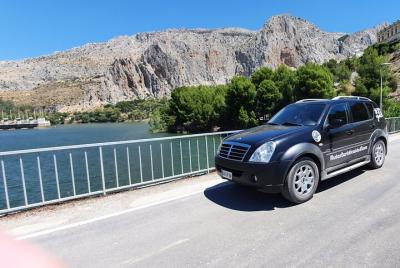 Tour Privado 4x4 Embalses Guadalhorce y entorno Caminito del Rey
