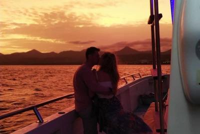 El mejor crucero al atardecer de Lanzarote con bebidas, canapés, 