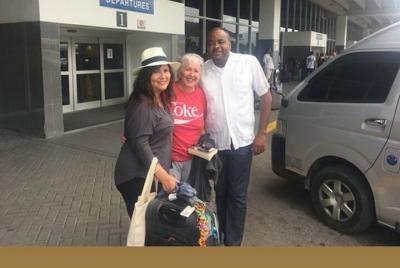 Traslado del aeropuerto a Grand Bahia Principe (ida y vuelta)  Traslado del aeropuerto a Grand Bahia Principe (ida y vuelta)