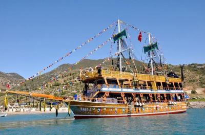 Excursión en barco todo incluido desde Alanya Excursión en barco todo incluido desde Alanya