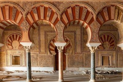 Medina Azahara y el castillo de Almodóvar desde Córdoba Medina Azahara y el castillo de Almodóvar desde Córdoba