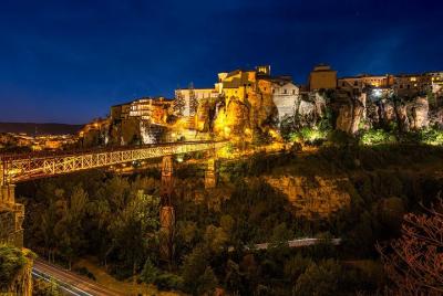 Cuenca Encantada - Visita Guiada Nocturna Cuenca Encantada - Visita Guiada Nocturna