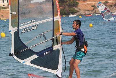 Windsurf 1 día sesión - Costa Brava Windsurf 1 día sesión - Costa Brava