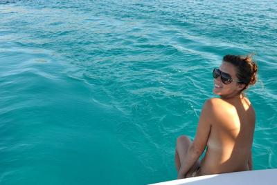 Excursión privada de día completo en catamarán a Playa Es Arenals Excursión privada de día completo en catamarán a Playa Es Arenals