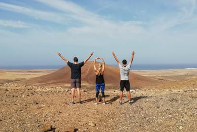 Un día de retiro con caminata al volcán, picnic; yoga y meditació Un día de retiro con caminata al volcán, picnic; yoga y meditació
