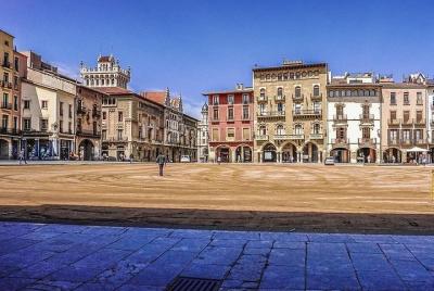 Montserrat & Vic -Grupo reducido y recogida hotel desde Palamós