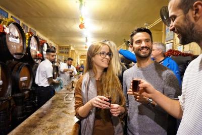 Granada Tradicional Tapas y Vino Tour - por Oh My Good Guide!