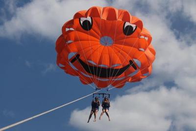 Parascending En Playa Chica