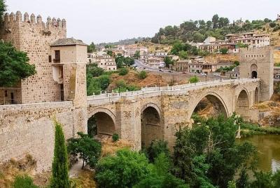 Excursión de un día a Toledo en tren desde Madrid Excursión de un día a Toledo en tren desde Madrid