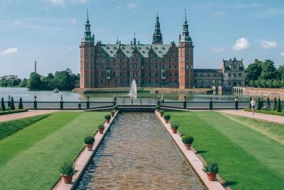 Excursión privada de medio día por el Castillo de Frederiksborg Excursión privada de medio día por el Castillo de Frederiksborg