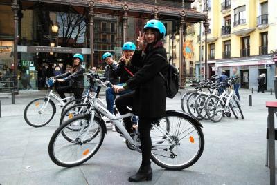 Recorrido turístico divertido en Madrid en bicicleta eléctrica en Recorrido turístico divertido en Madrid en bicicleta eléctrica en
