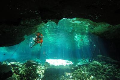 Combo Tour a Tulum y nado en Cenote  Combo Tour a Tulum y nado en Cenote