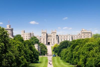 Entrada al Castillo de Windsor con transporte desde Londres