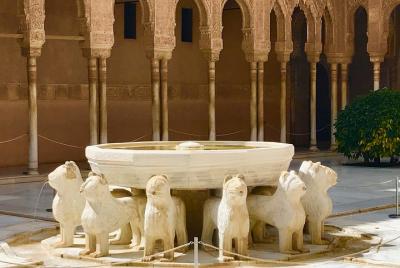 Excursión privada a la Alhambra desde Marbella: con transporte y  Excursión privada a la Alhambra desde Marbella: con transporte y