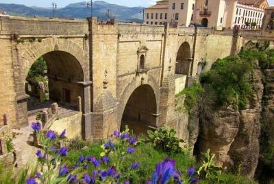 ★ Excursión a Ronda y Setenil - Guía parlante sueco ★ ★ Excursión a Ronda y Setenil - Guía parlante sueco ★