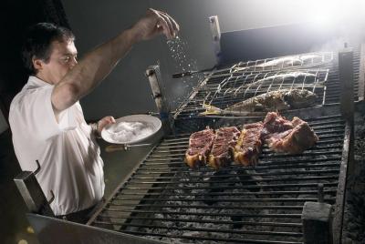 Visita guiada a sidrería con cata de sidras y menú tradicional in Visita guiada a sidrería con cata de sidras y menú tradicional in