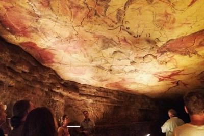 Santillana del Mar y Museo de Altamira Santillana del Mar y Museo de Altamira