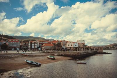 Escapada de un día a Rías Baixas desde Santiago de Compostela Escapada de un día a Rías Baixas desde Santiago de Compostela
